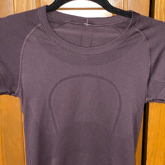lululemon athletica Tops - lululemon ss shirt